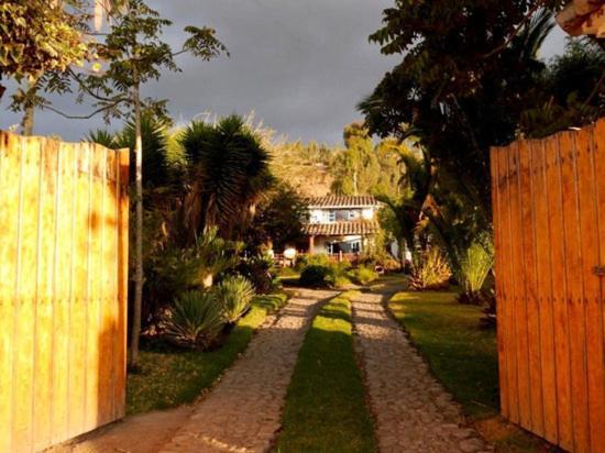 Las Palmeras Inn Otavalo Exterior foto